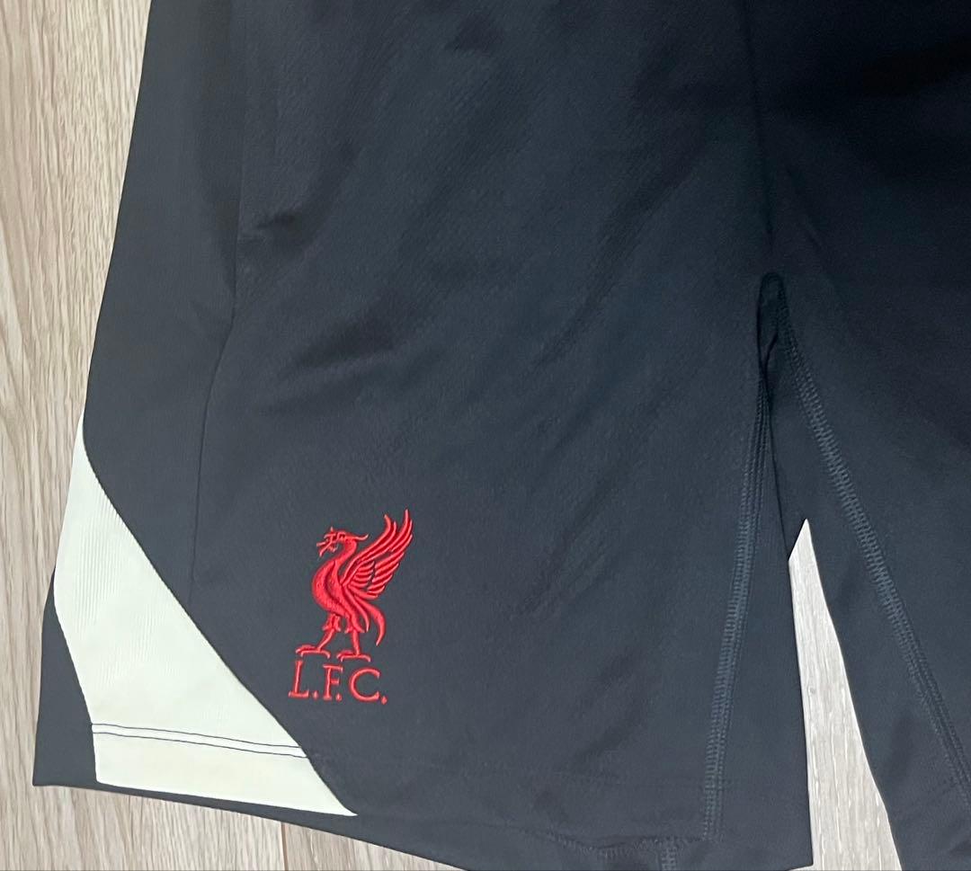 NIKE リバプール　Liverpool トレーニングショーツ　ショートパンツ