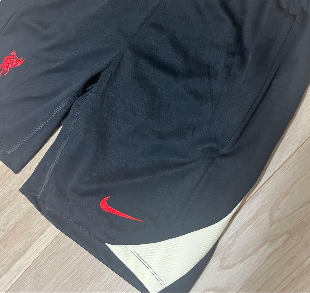 NIKE リバプール　Liverpool トレーニングショーツ　ショートパンツ