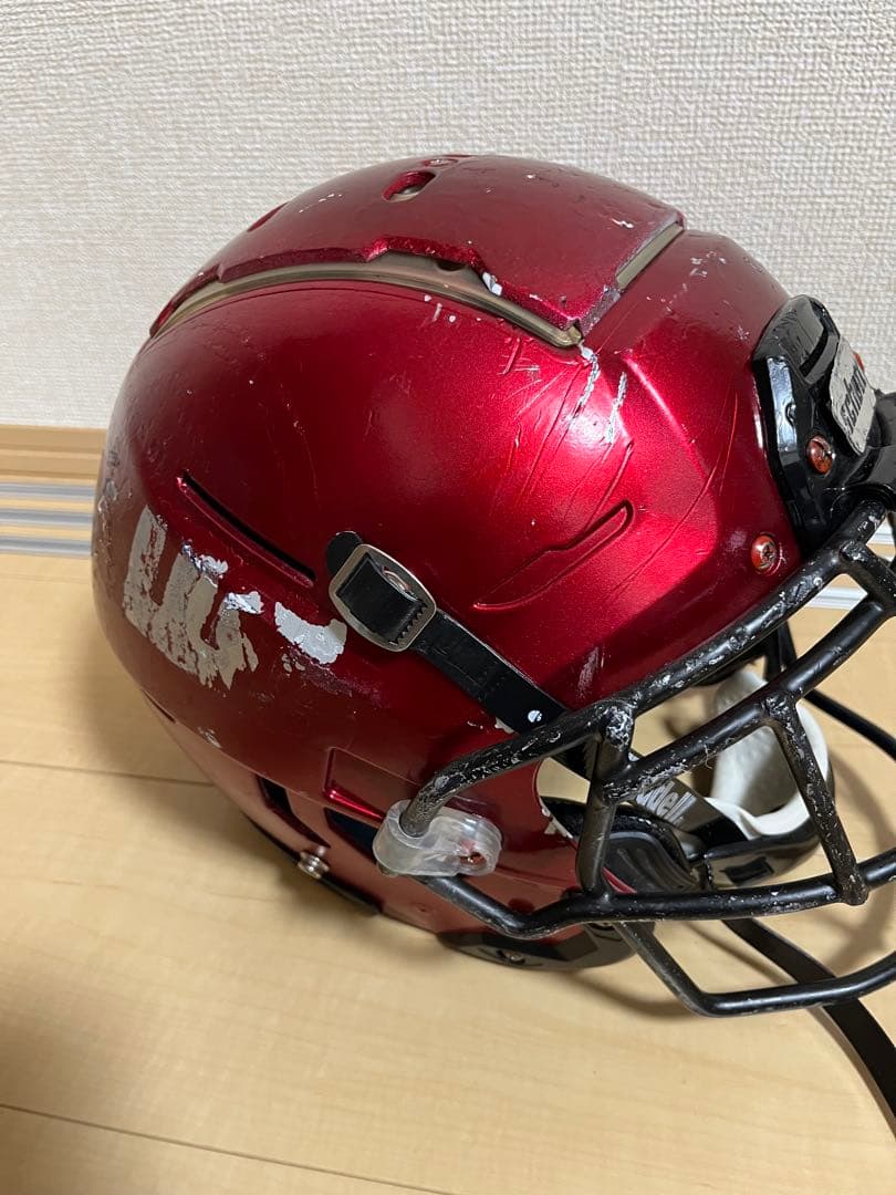 F7 アメリカンフットボールヘルメット