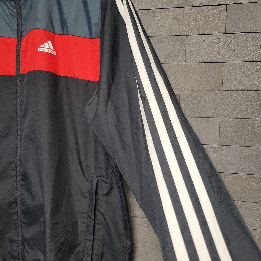 アディダス　adidas ウィンドブレーカー 上下セット　スポーツ　運動