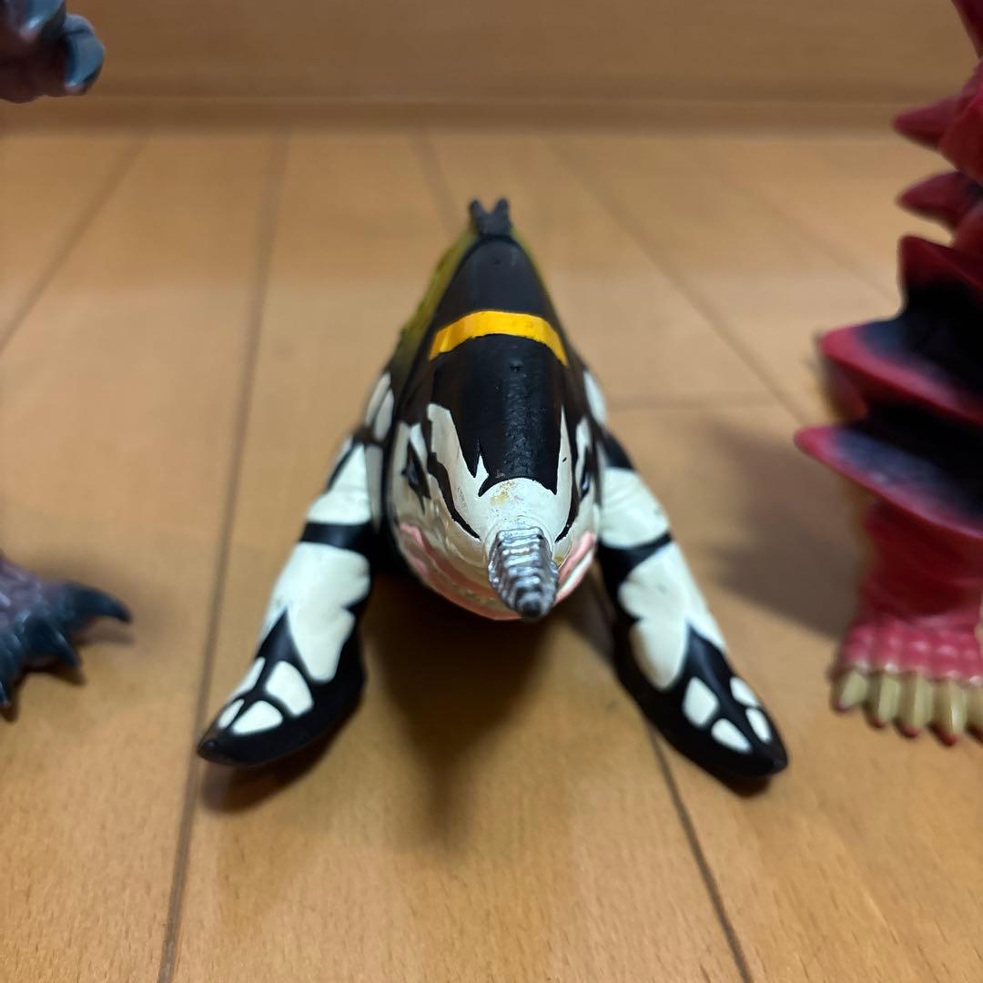 ウルトラマン 怪獣フィギュア 4体セット