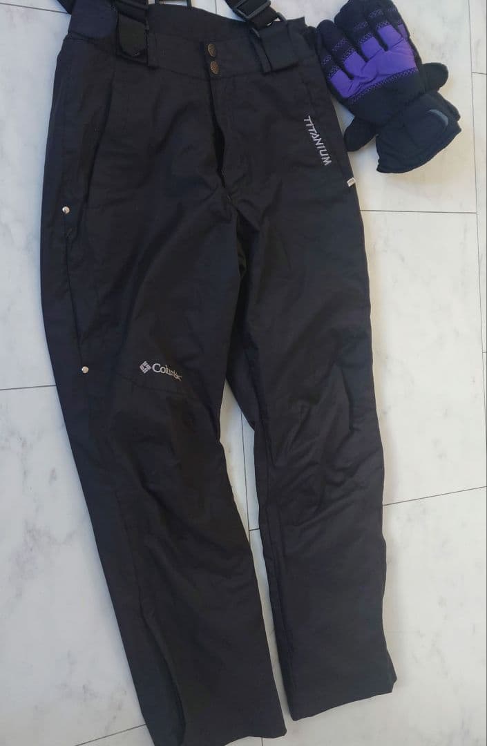 美品　Columbia スキーウエア レディース上下セット＋グローブ
