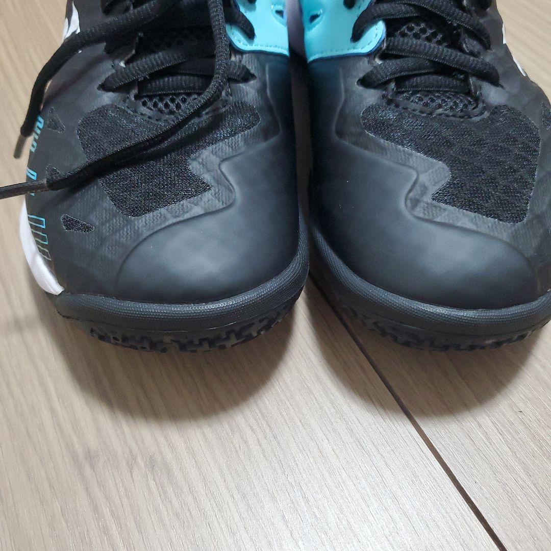【新品未使用】YONEX バドミントンシューズ ブラック/ライトブルー