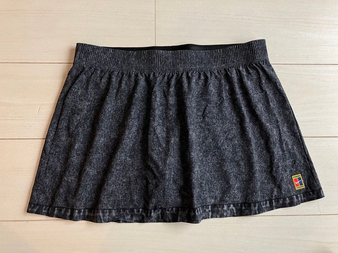 美品＊NIKEナイキ＊コート ブラックデニムデザイン スコートL
