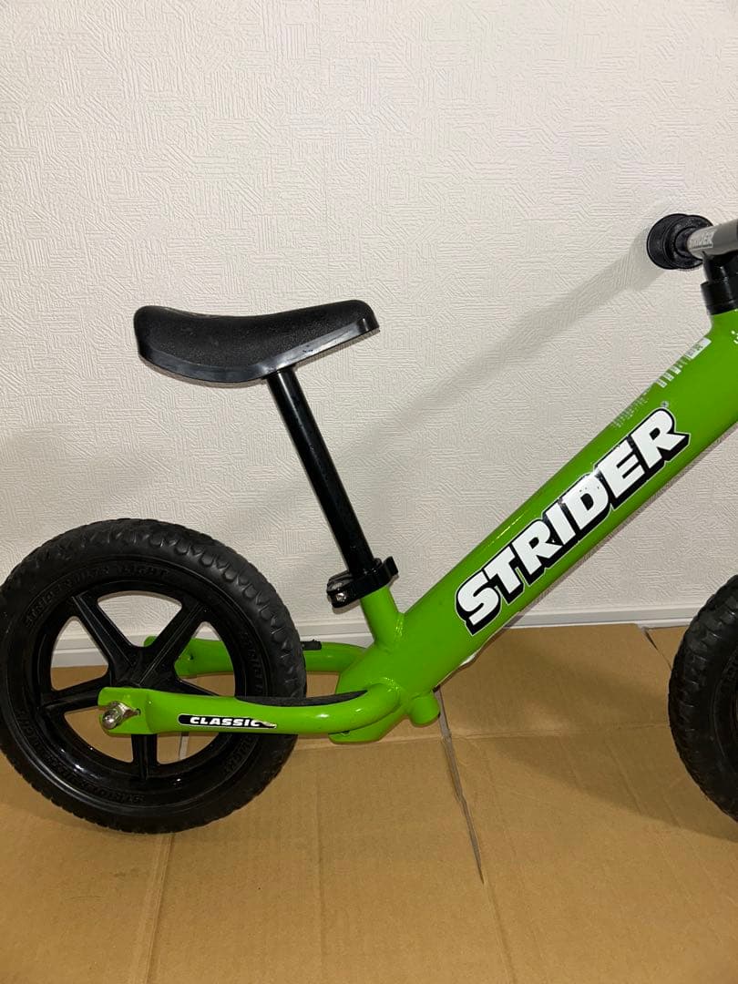 STRIDER ストライダー グリーン バランスバイク 12インチ　緑