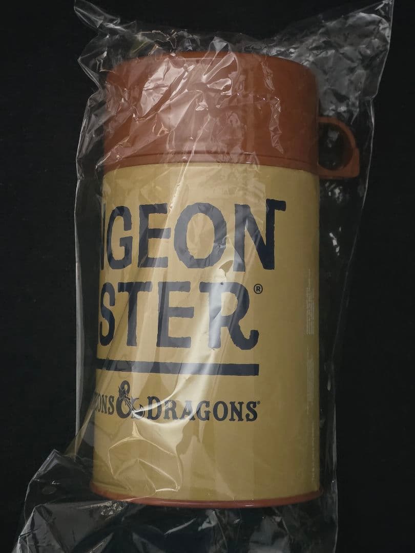 D&D 水筒 飲料容器　Dungeons&Dragonsダンジョンズ&ドラゴンズ