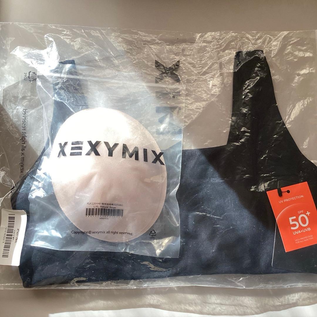 やよ　　　新品　ゼクシィミックス　XT4311F ブラトップ　ブラック　L