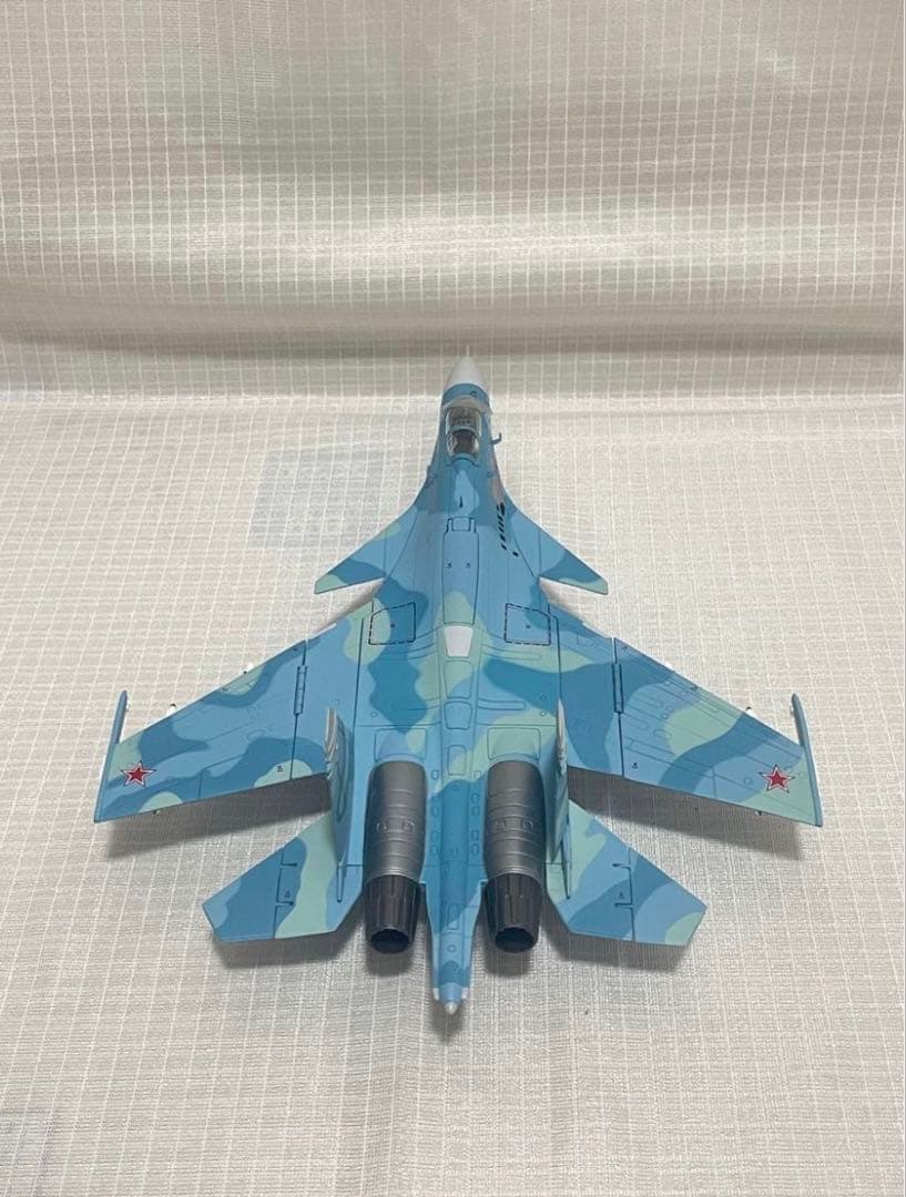 【希少・人気機】Su-33 フランカー 1/72 Gaincorp 艦載機