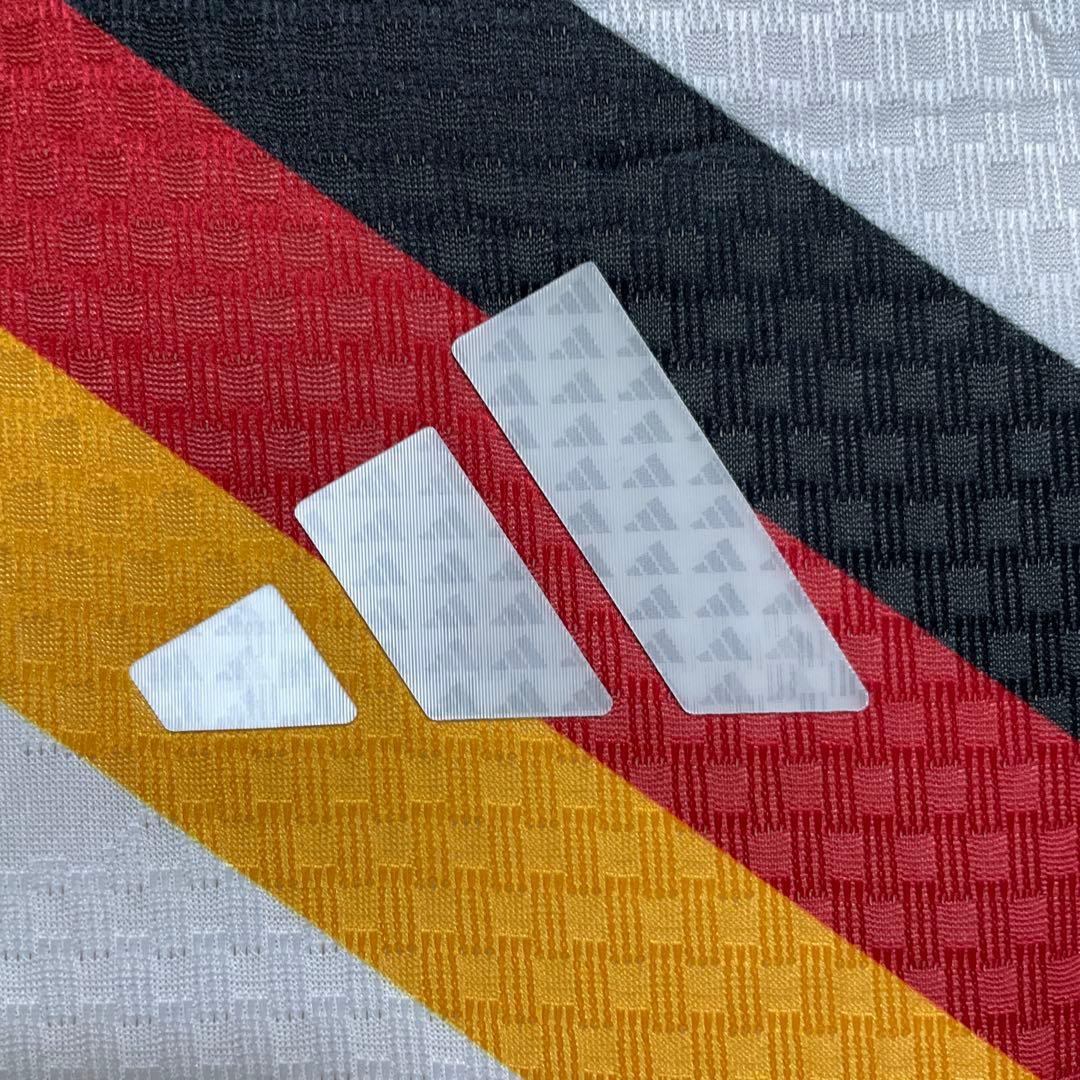ハ*ー様 ドイツ代表 長袖 サッカーユニフォーム adidas