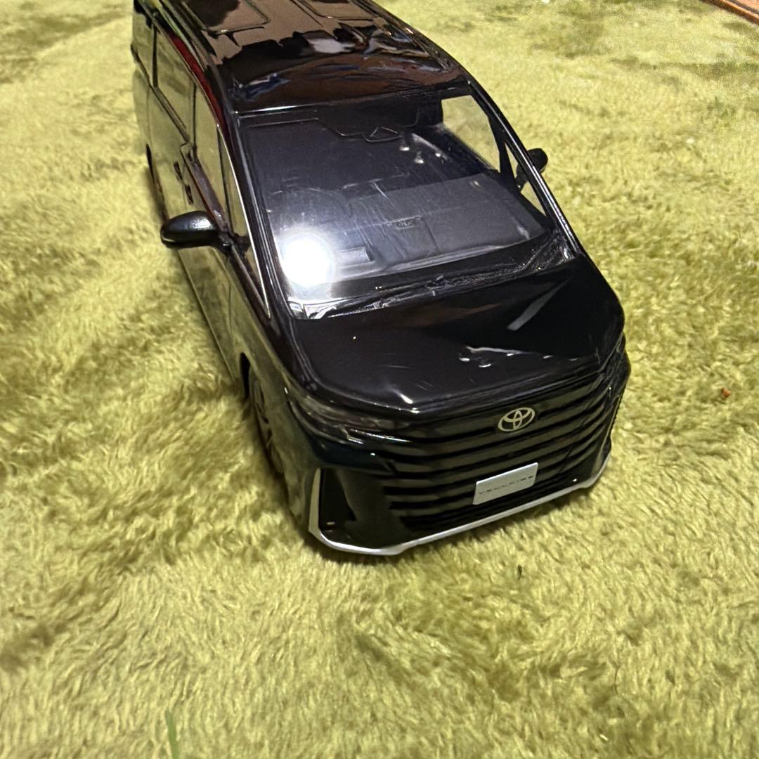 トヨタ ヴェルファイア　ミニカー
