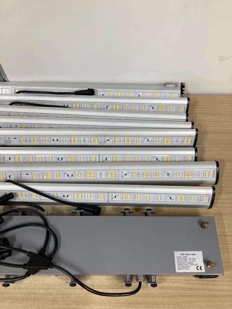 ✨ グローライト Spider LED LP8 LED栽培照明