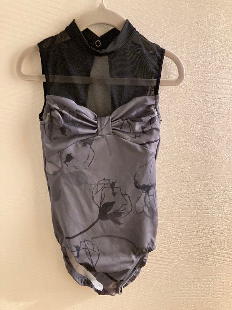 【本日限定再値下げ】美品　stina スティナ レオタード