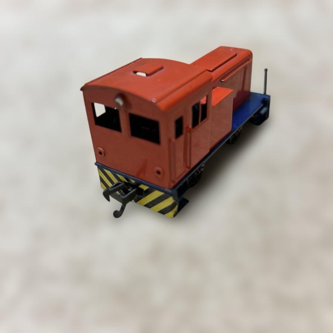 HOゲージ 赤い機関車 2軸