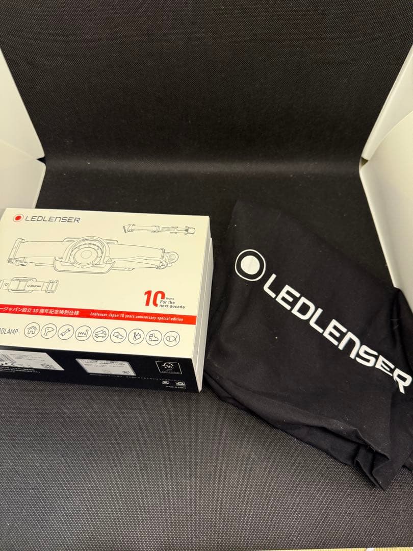 LEDLENSER H8R 日本レッドレンザー設立10周年記念モデル