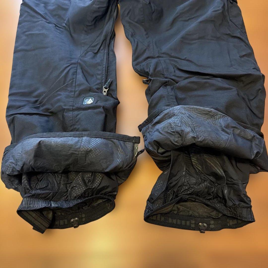 VOLCOM GORE-TEX PANT L size スノーパンツ OMEGA