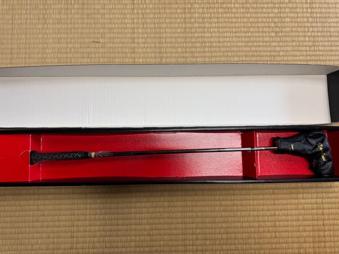 MUTSUMI HONMAの「MH282M パター ゴールドIPモデル」