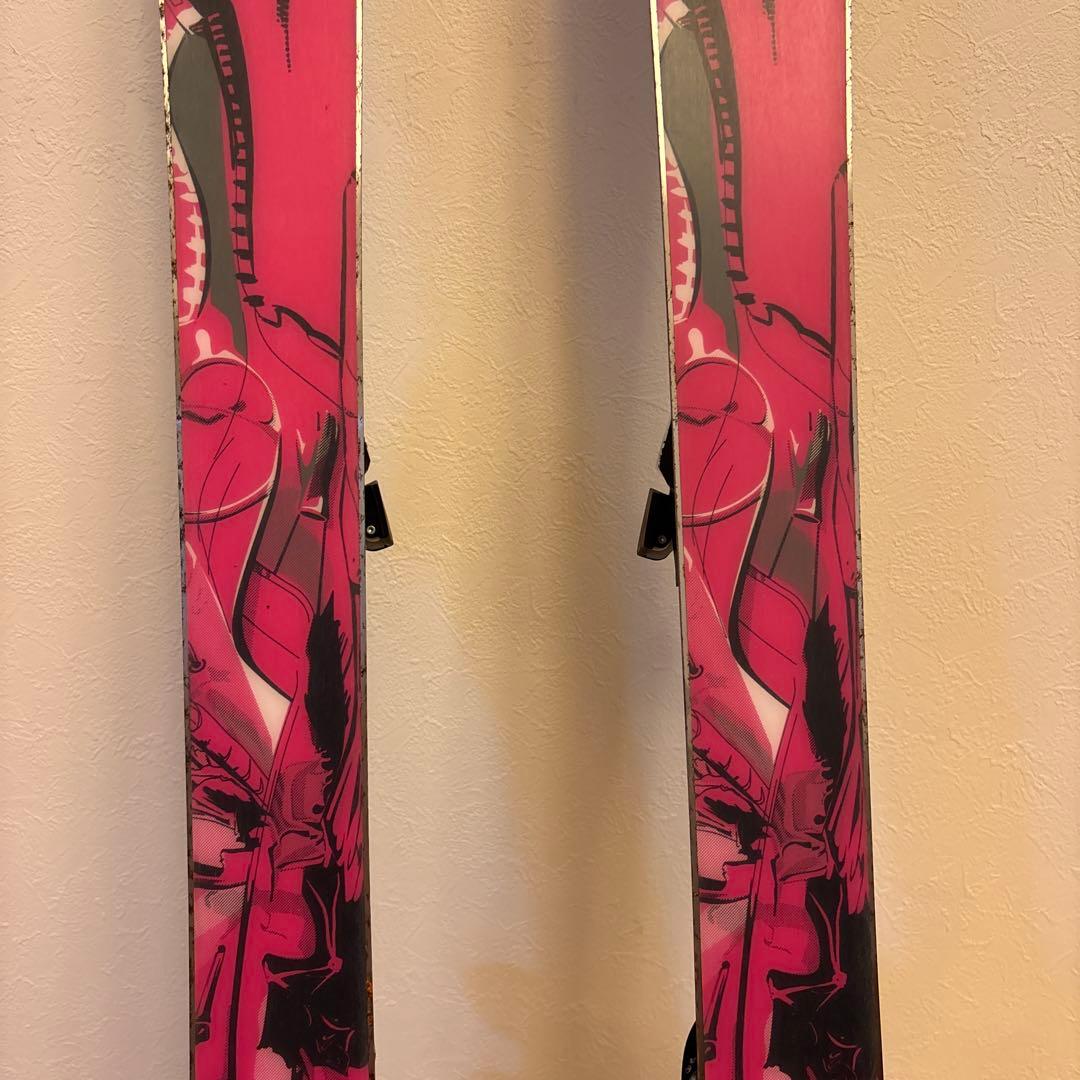 HEADスキー板 黒白ダイヤモンドパターン ※ストック付き