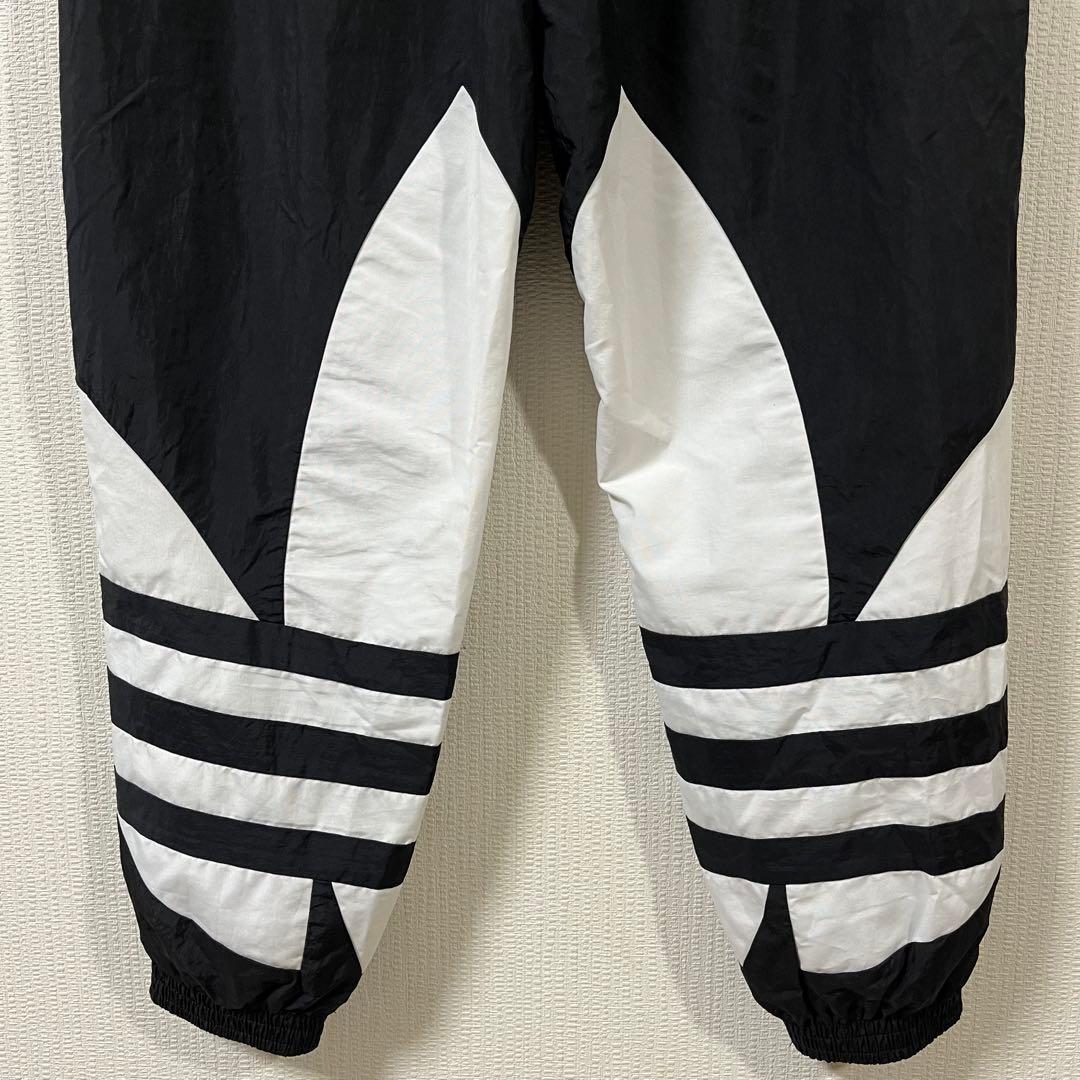 アディダスオリジナルス　トレフォイルビッグロゴ ナイロンパンツ　Mサイズ　美品