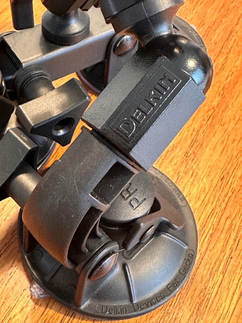 アクセサリー Delkin Fat Gecko Triple Mount