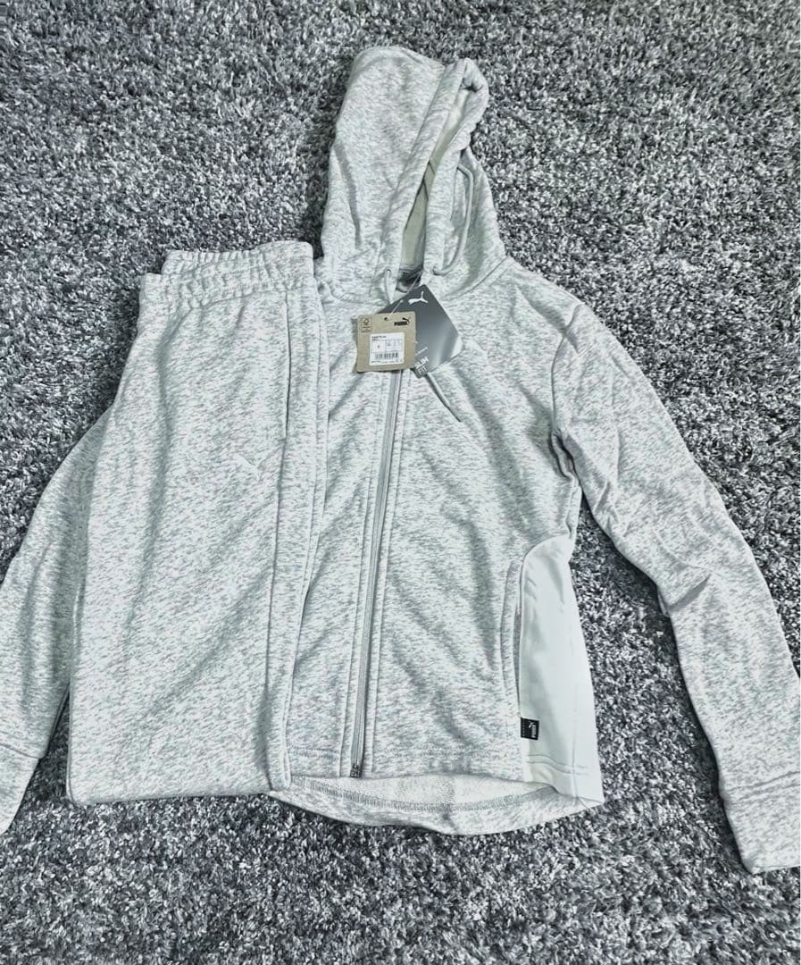 PUMA ウェメンズ CLASSIC フーテッドスウェットジャージ上下セット