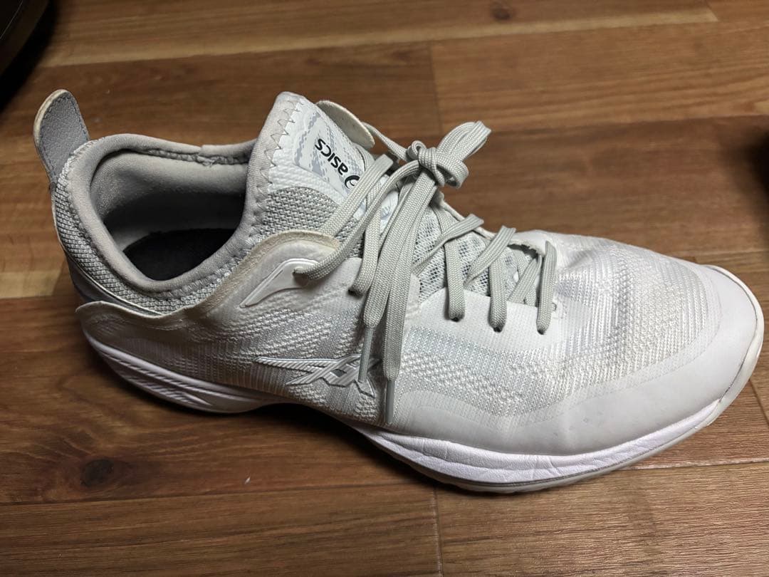 asics バスケットボールシューズ /GLIDE NOVA FF 3 ホワイト
