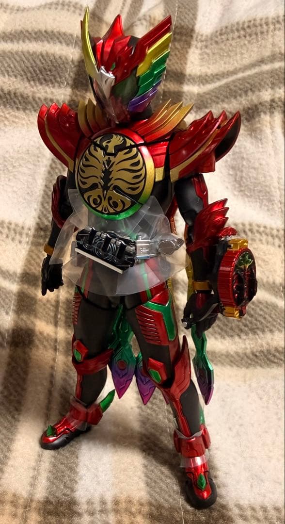 S.H.Figuarts（真骨彫）仮面ライダーオーズ タジャドルコンボエタニティ