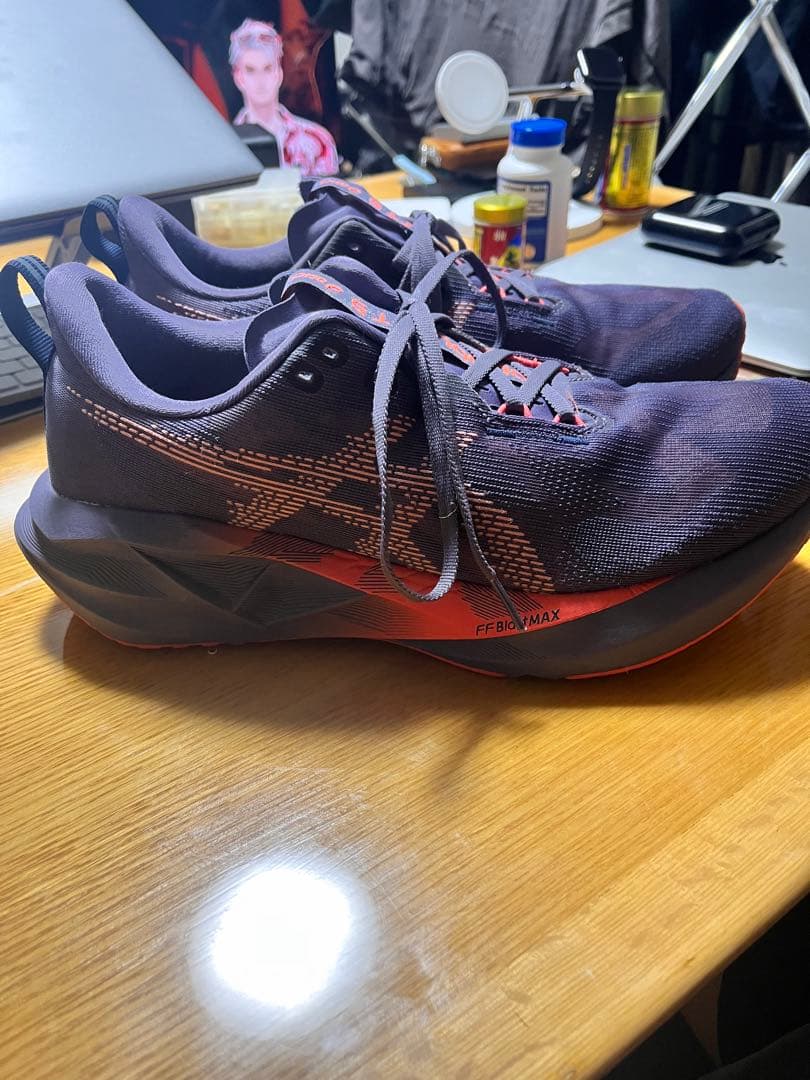 アシックス　ASICS NOVABLAST 5 ノヴァブラスト5 27.5