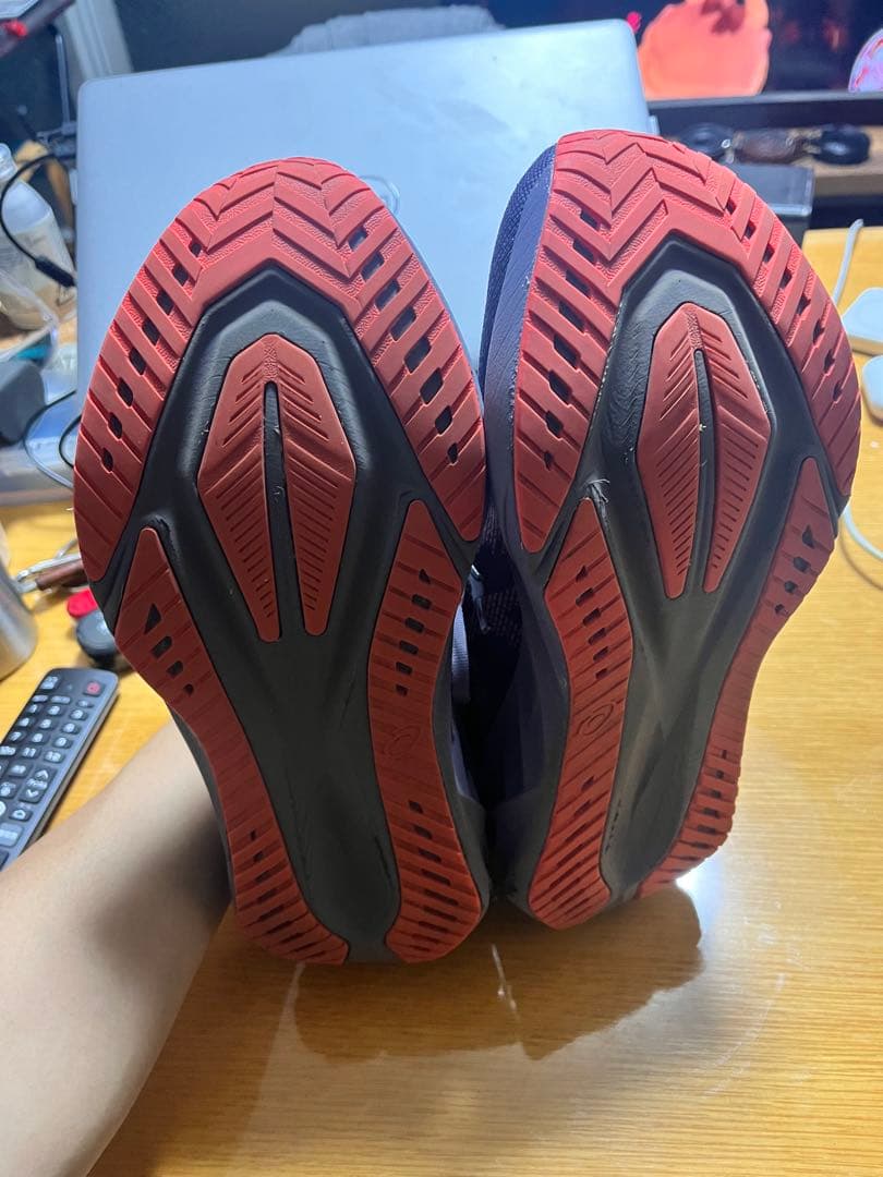 アシックス　ASICS NOVABLAST 5 ノヴァブラスト5 27.5