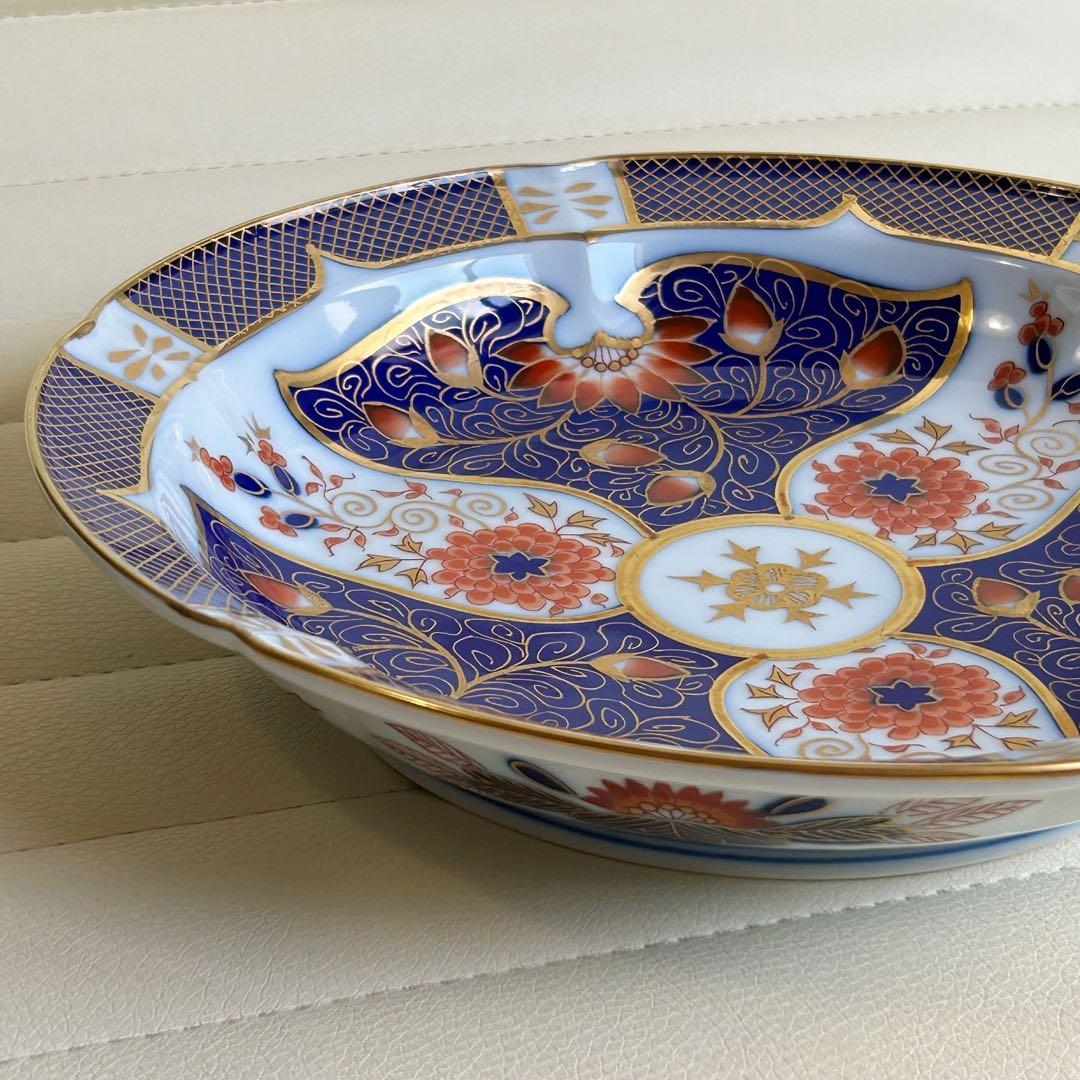 有田焼　松右衛門窯　金彩古伊万里　盛皿　大皿　色絵　金襴手　菊紋　唐草　和柄