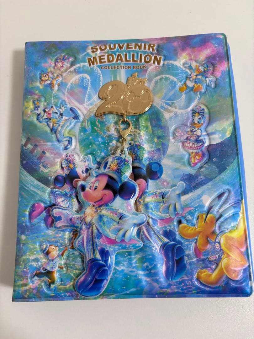 ディズニー　ディズニーシー　スーベニアメダルケース　20周年