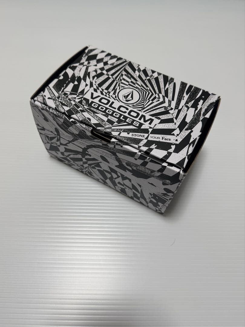 VOLCOM YAE ゴーグル マットブラック/レッドクローム 24-25モデル