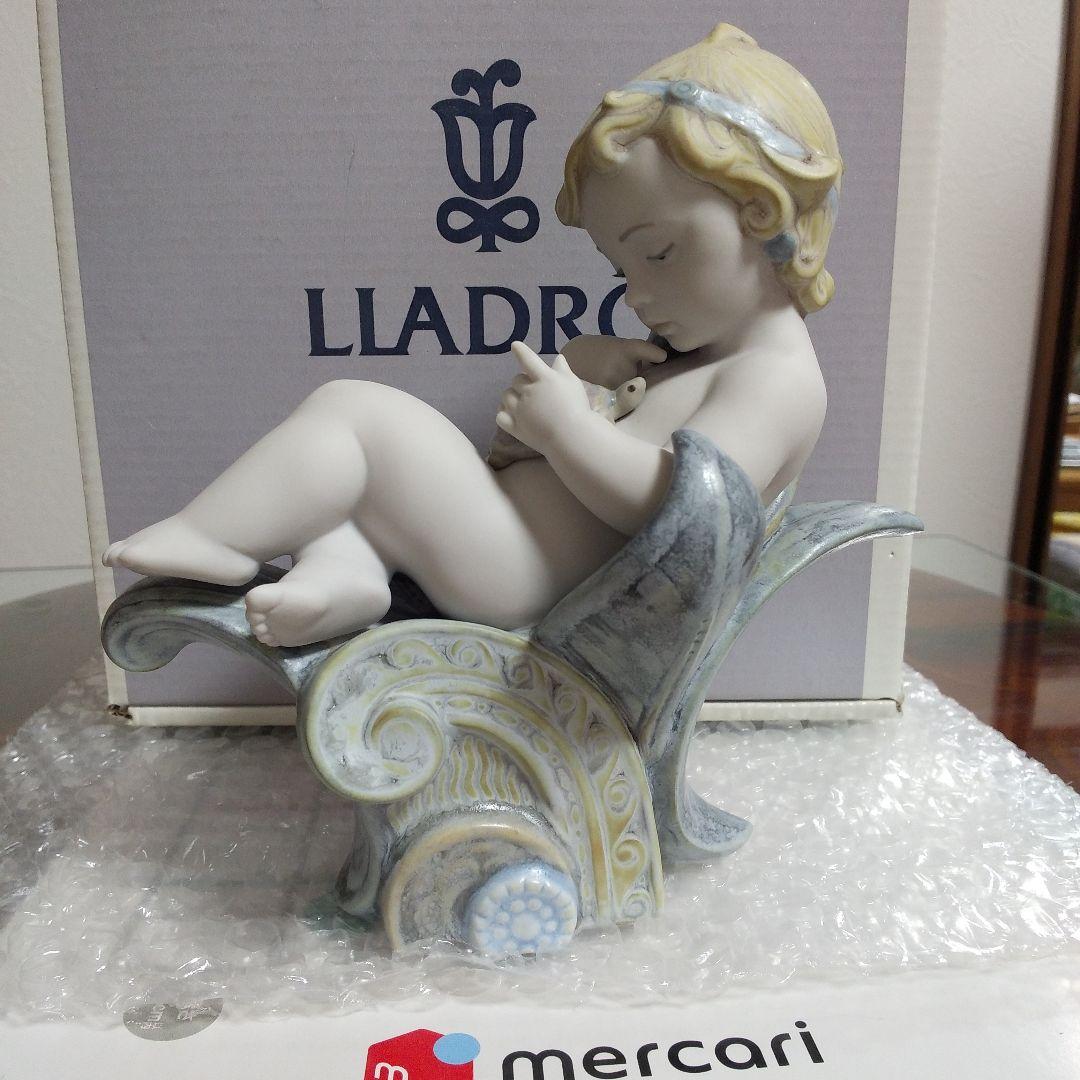 【LLADRO】 リヤドロ インネイト・キュリオシティ No18227