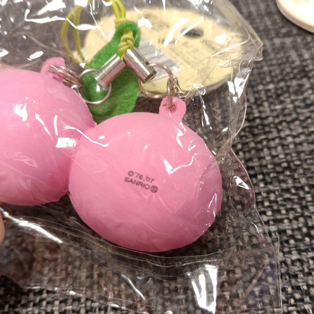 サンリオ ハローキティ フルーツやわらかマスコット　チェリー　ぶどう　2個セット
