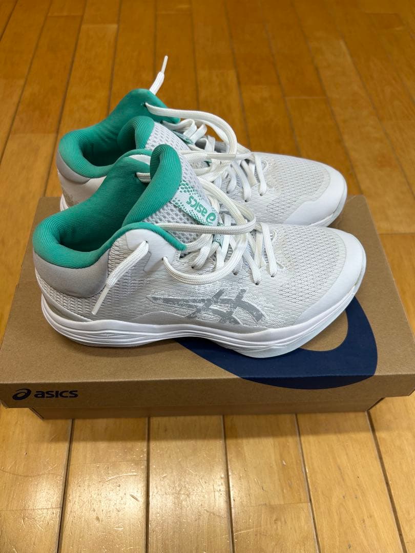 ASICS バッシュ　ホワイト、ミント　NOVA FLOW 23cm