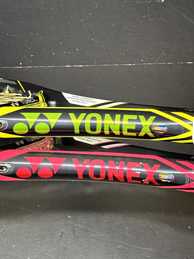 YONEX EZONE DR LITE ヨネックス　硬式ラケット　2本セット