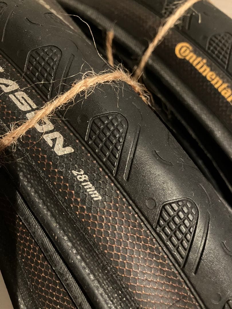 Continental Grand Prix 4Season 28mm セット