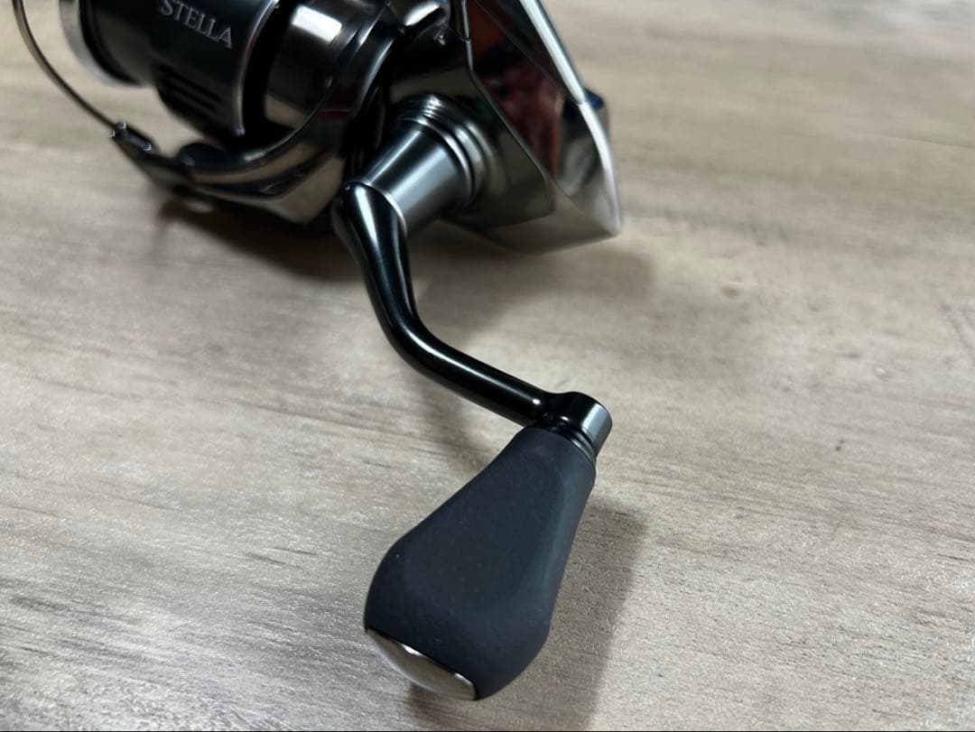 SHIMANO STELLA スピニングリール 専用ケース付き