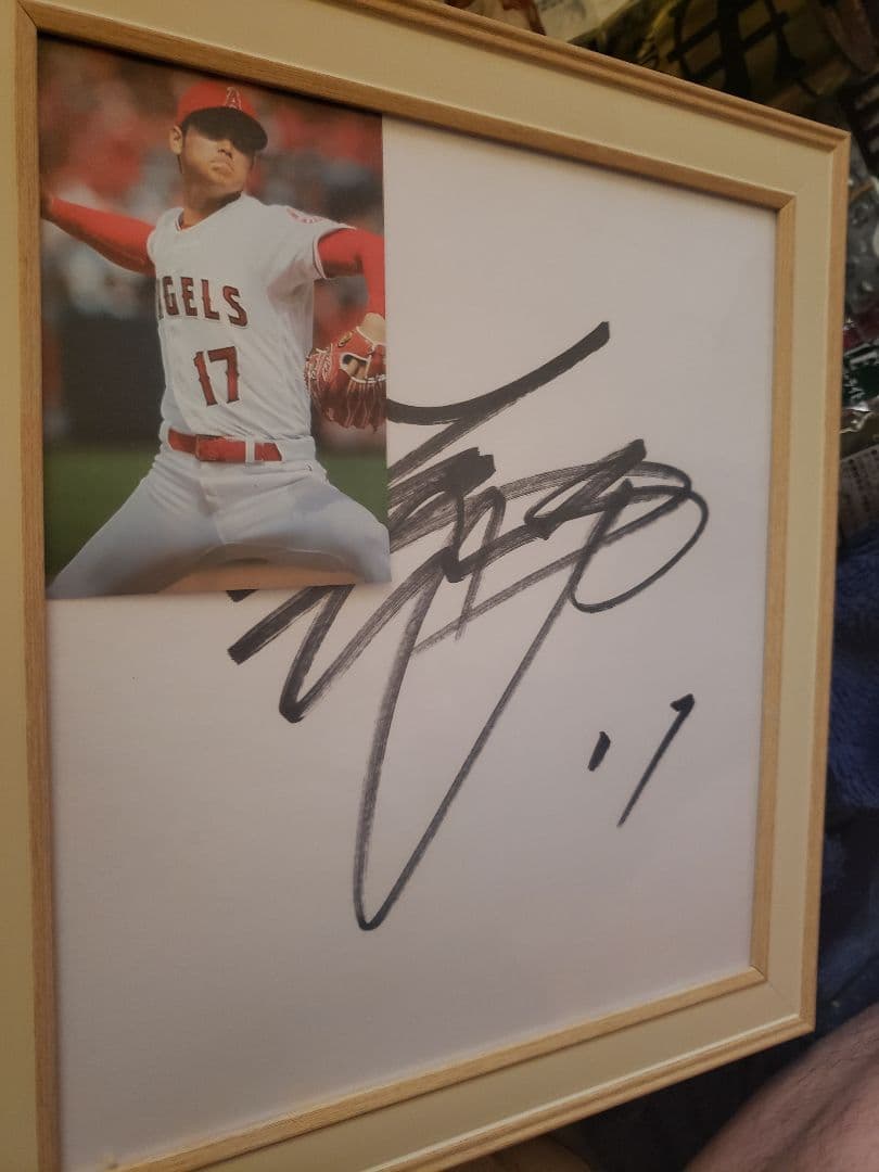 ★世界のスーパースター★大谷翔平直筆サイン色紙、額付き！