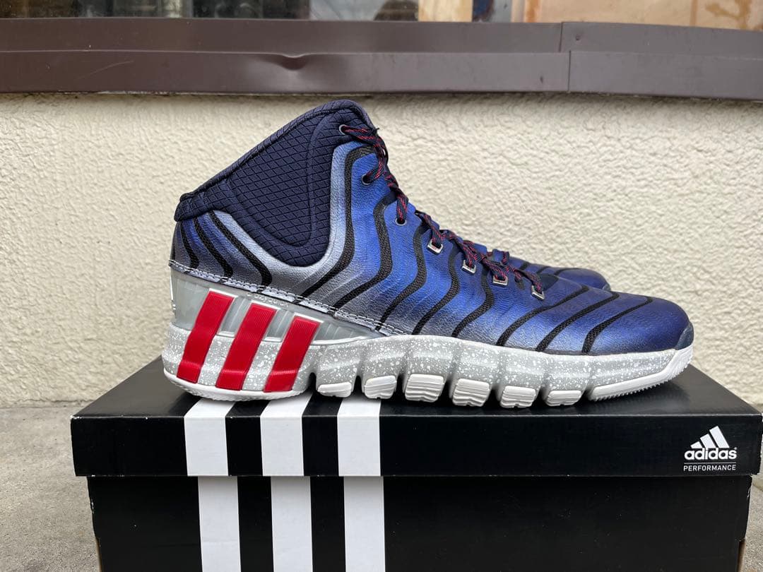 新品未使用 adidas crazyquick 2バッシュ スニーカー 32cm
