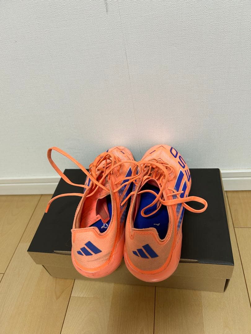 adidas F50 pro　サッカースパイク　人気カラー　アディダスF50プロ