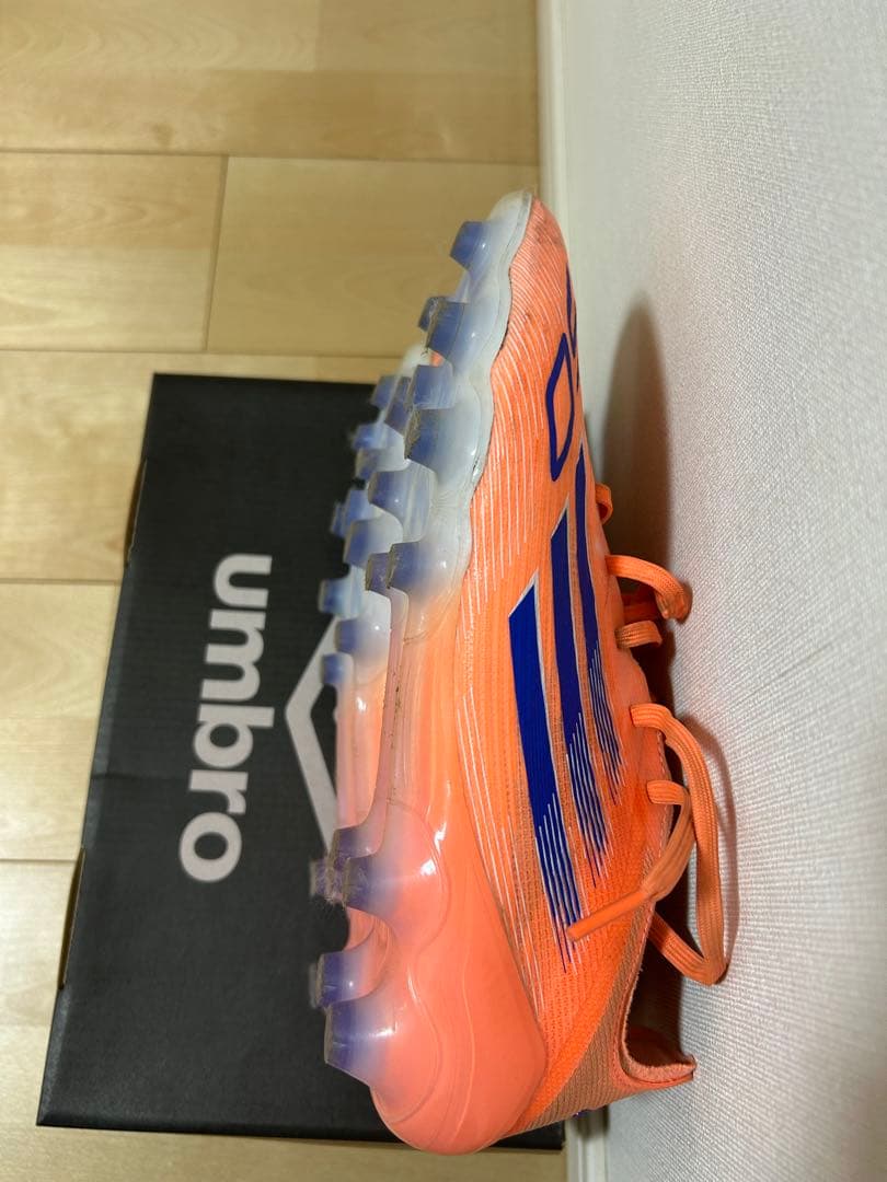 adidas F50 pro　サッカースパイク　人気カラー　アディダスF50プロ