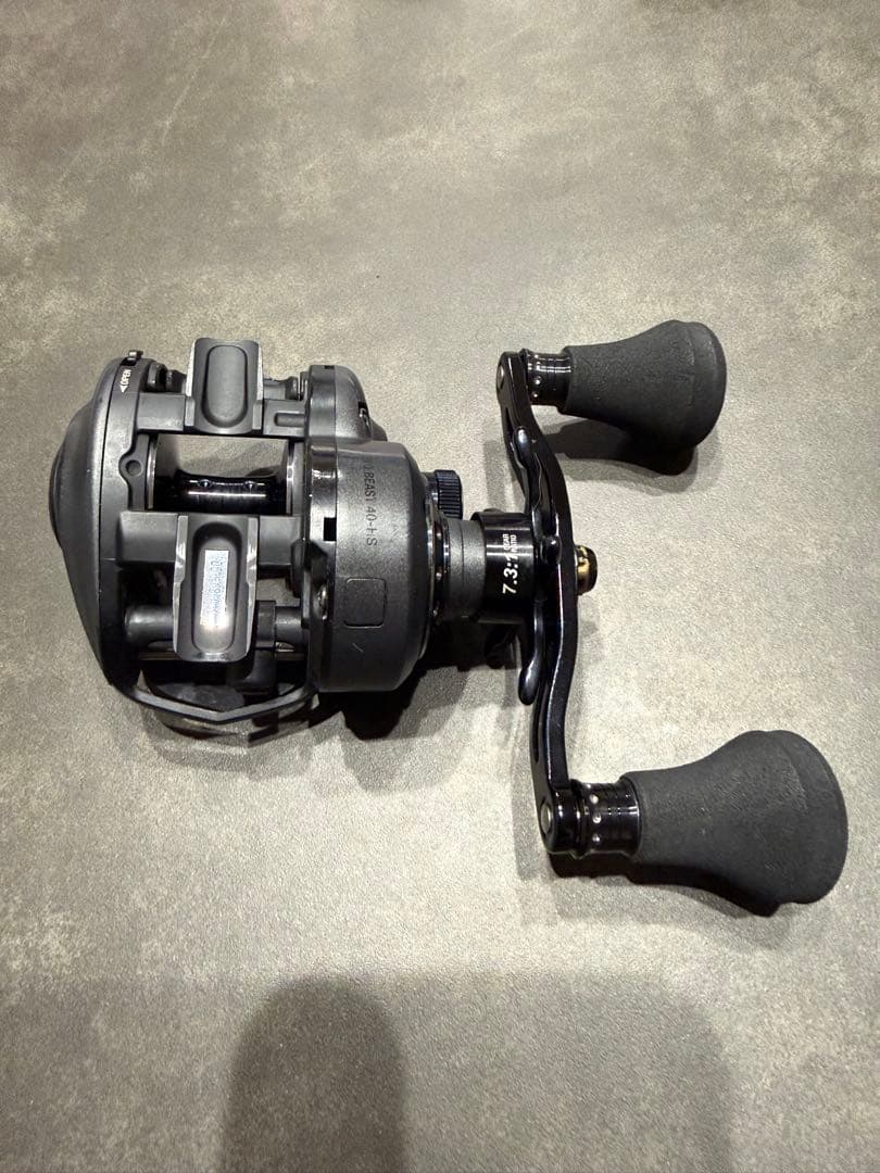 Abu Garcia Revo Beast ベイトリール