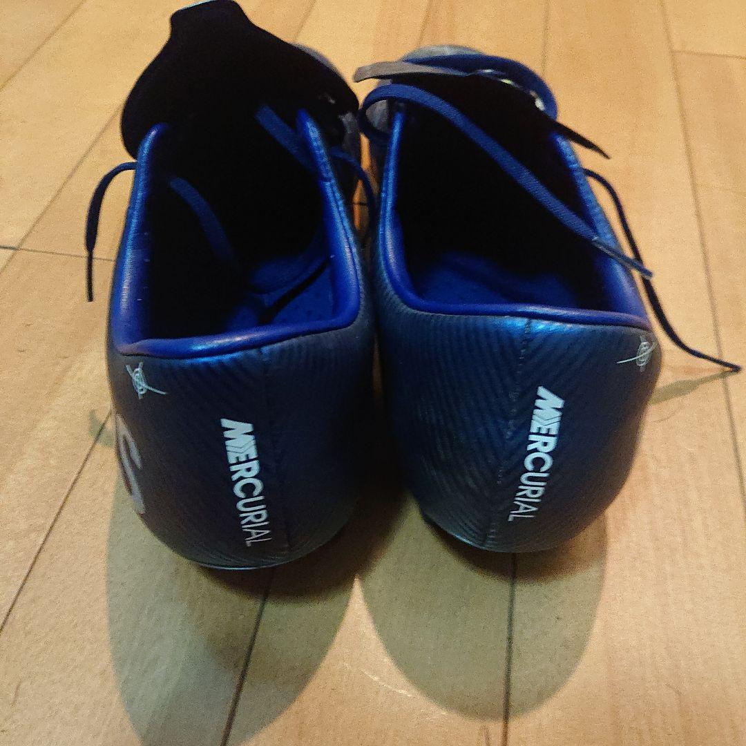 ナイキサッカーシューズMDS