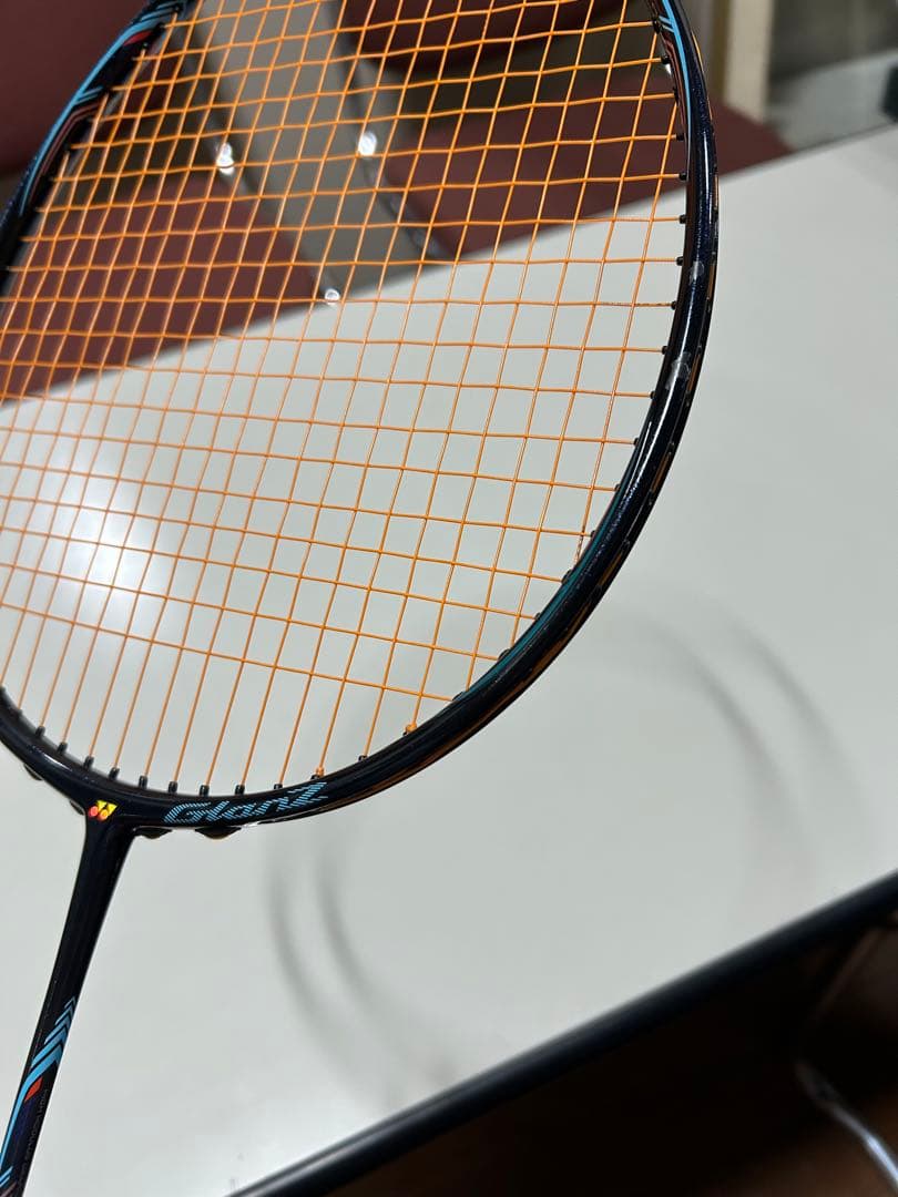 YONEX ナノレイグランツ　NANORAY Glanz 4U6