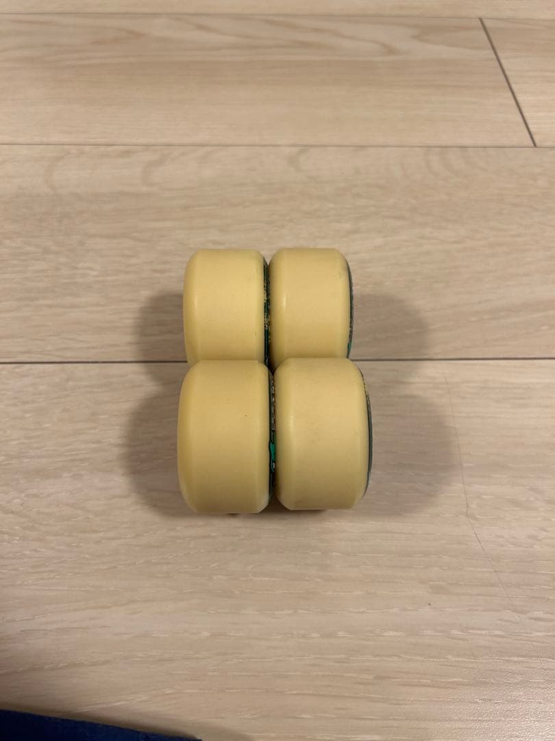 極美品 Spitfire Formula Four F4 ウィール 53mm