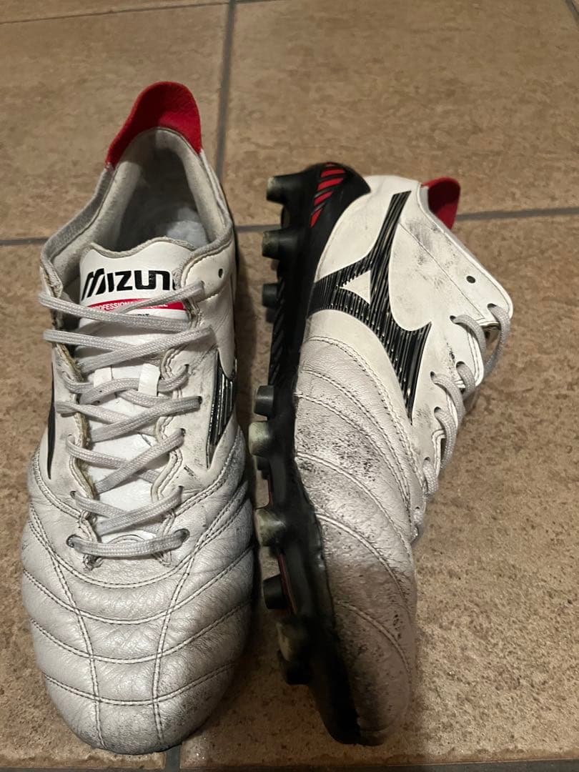 MIZUNOモレリアネオ3