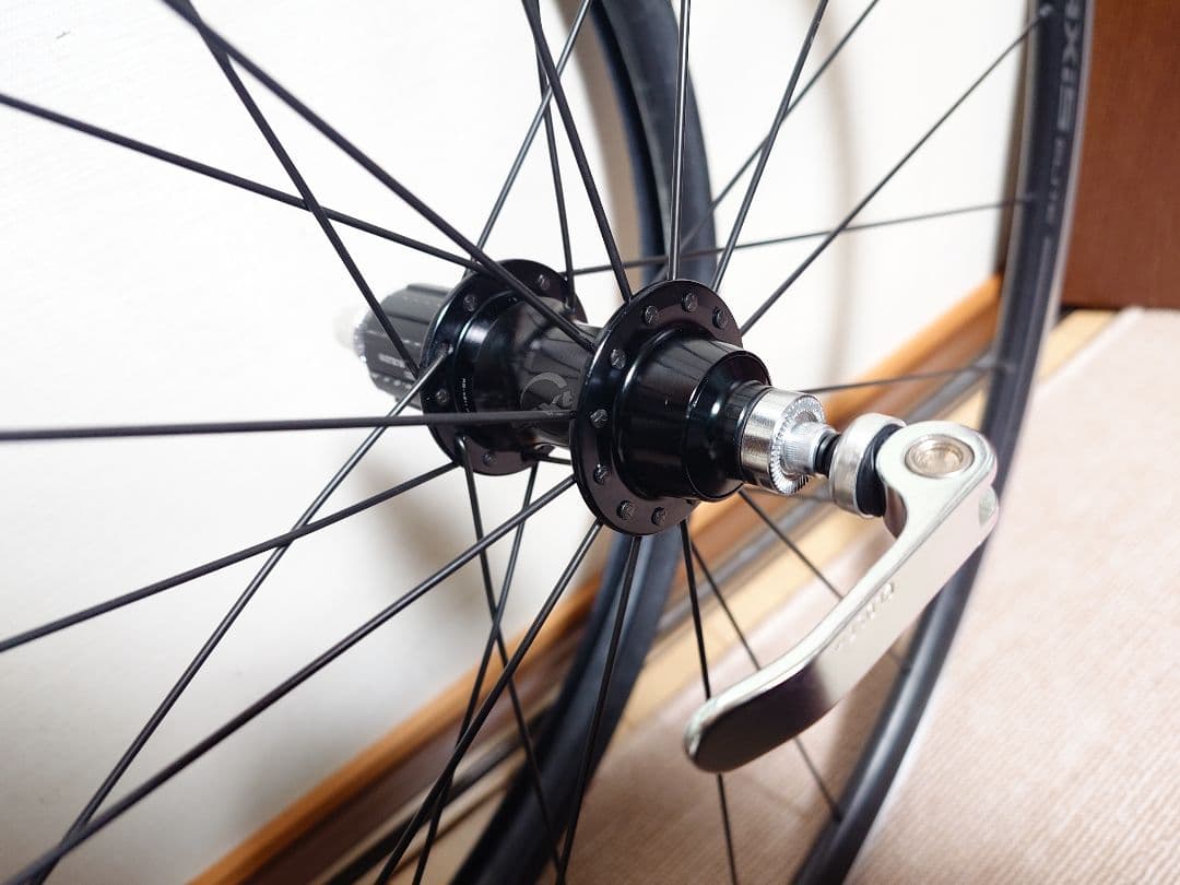 『AXIS Elite』700C 完組ホイール+Turboタイヤ付き