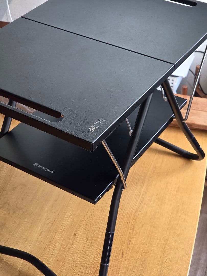 スノーピーク 折りたたみテーブル焚 黒 + ステンレストレー１ユニット