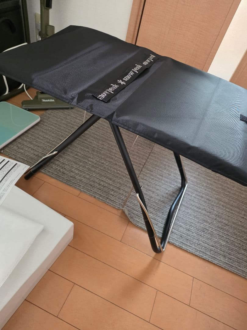 スノーピーク 折りたたみテーブル焚 黒 + ステンレストレー１ユニット