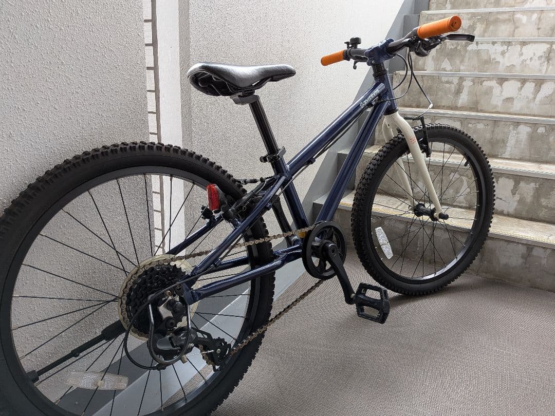 【手渡限定】ヨツバサイクル 22インチ キャプテンネイビー